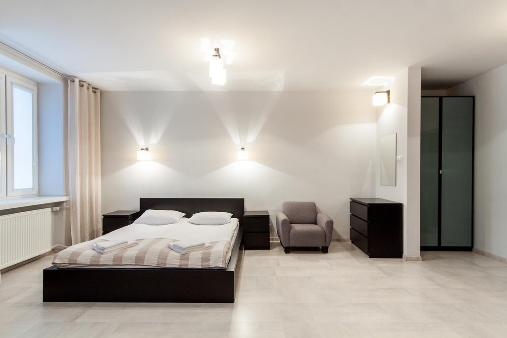 Avion Hotel Świdnik المظهر الخارجي الصورة