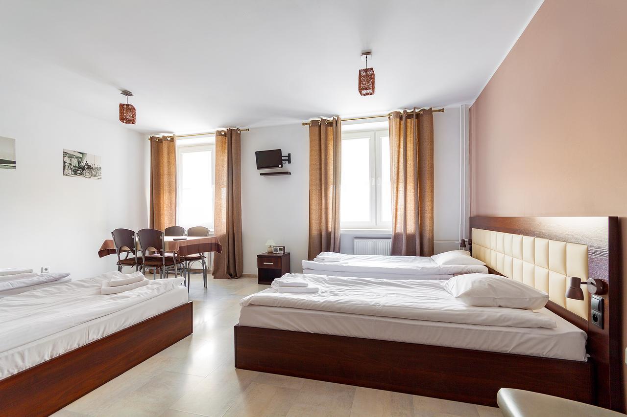 Avion Hotel Świdnik المظهر الخارجي الصورة